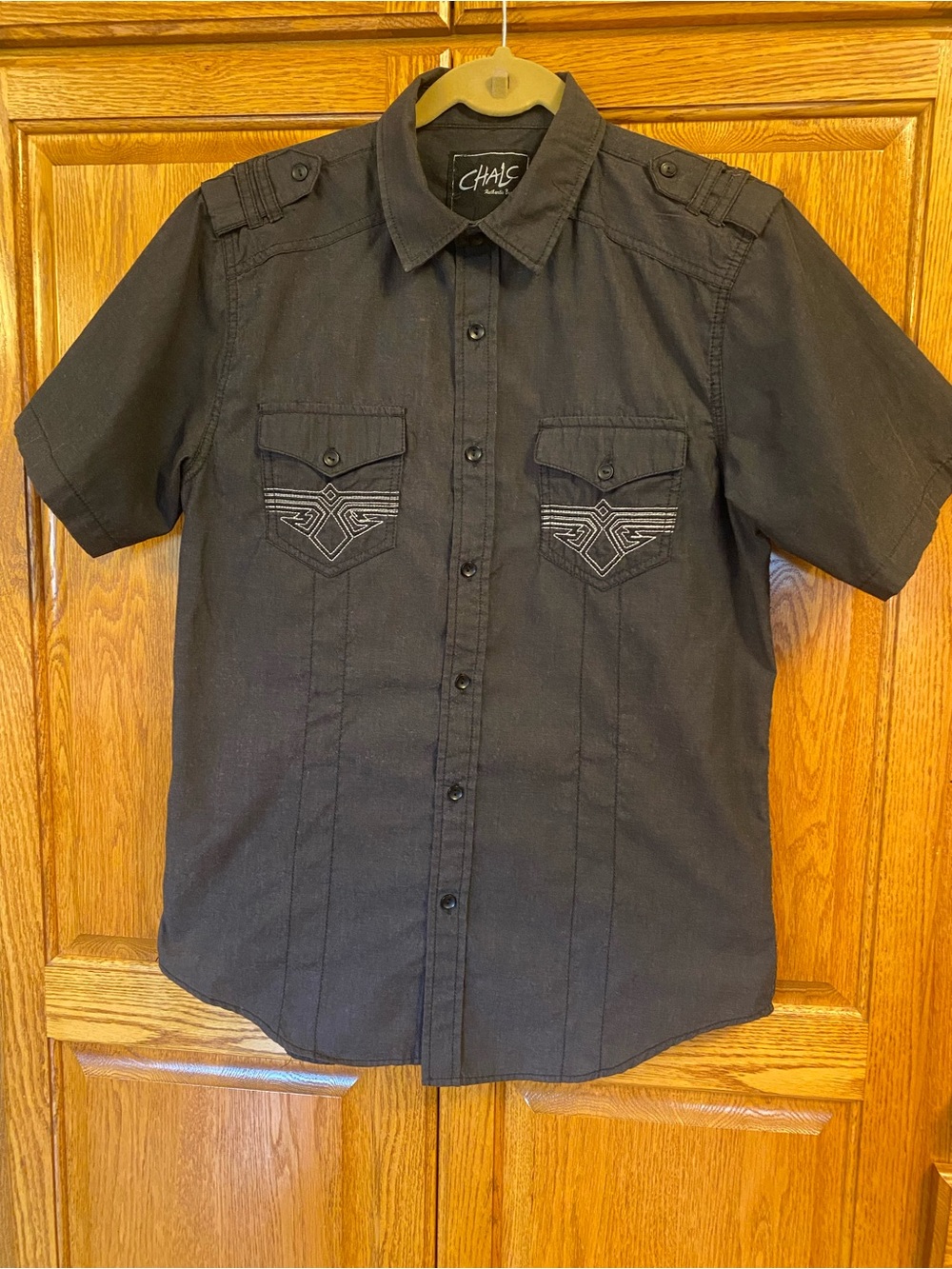 Chalc Authentic Brand Mens M Black Short Sleeve Embroidered Button Down Shirt
